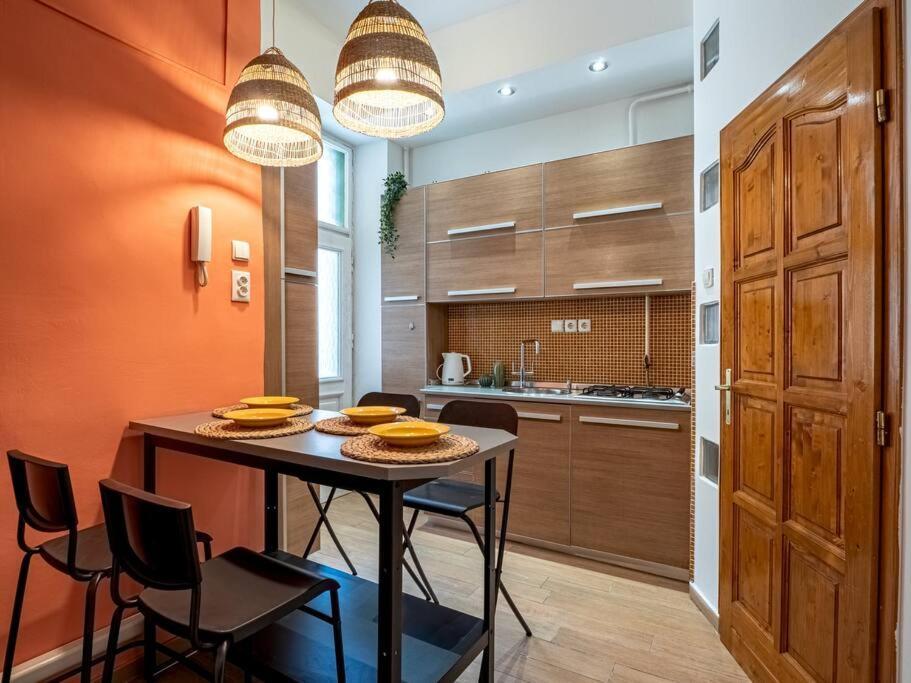 Mexicopo Apartment With Garage بودابست المظهر الخارجي الصورة