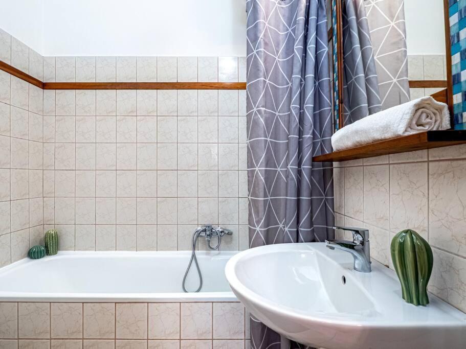 Mexicopo Apartment With Garage بودابست المظهر الخارجي الصورة